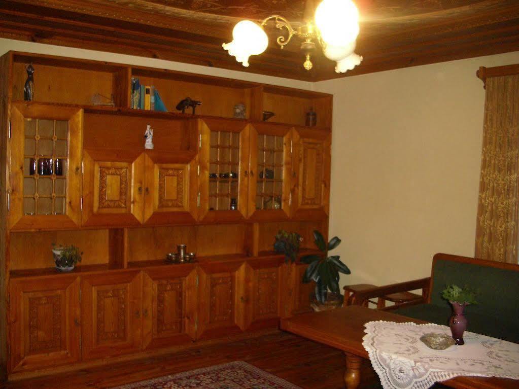 קופריבשטיצה Guest Rooms Dona מראה חיצוני תמונה